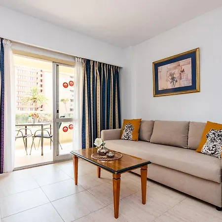 Private Pyr By The Promenade - Shared Pool Available Apartmán